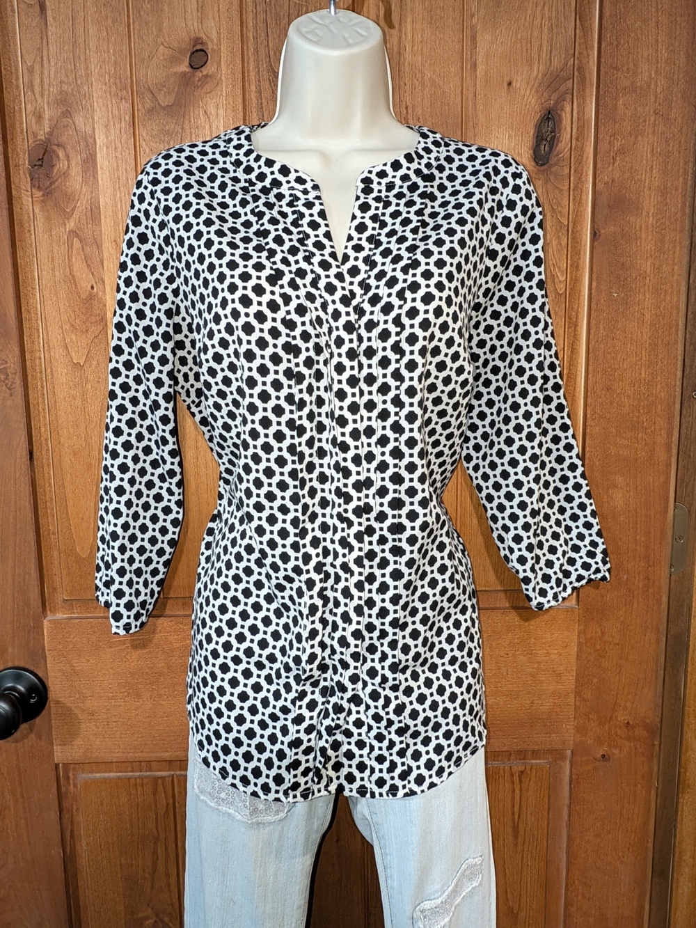 212 Collection Black & White Printed Notch-Neck Blouse